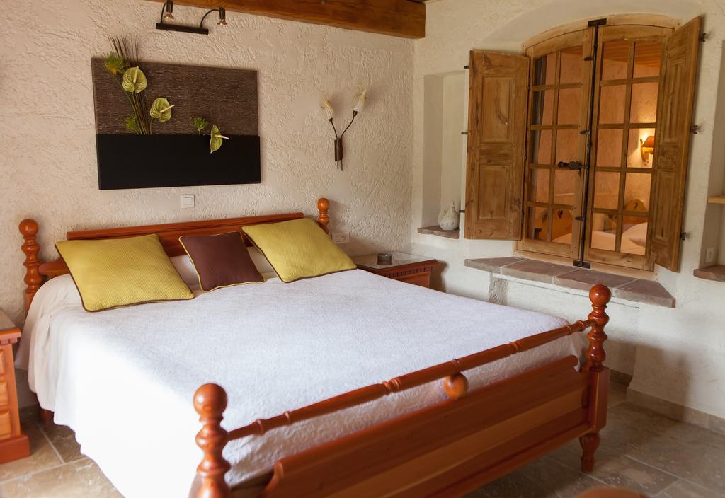 L' Escapade Hotel & Restaurant Le Pradet Dış mekan fotoğraf
