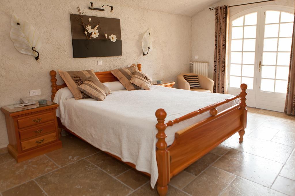 L' Escapade Hotel & Restaurant Le Pradet Dış mekan fotoğraf