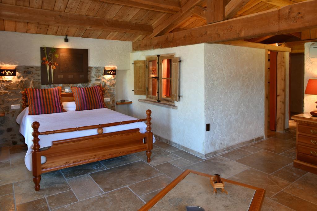 L' Escapade Hotel & Restaurant Le Pradet Dış mekan fotoğraf
