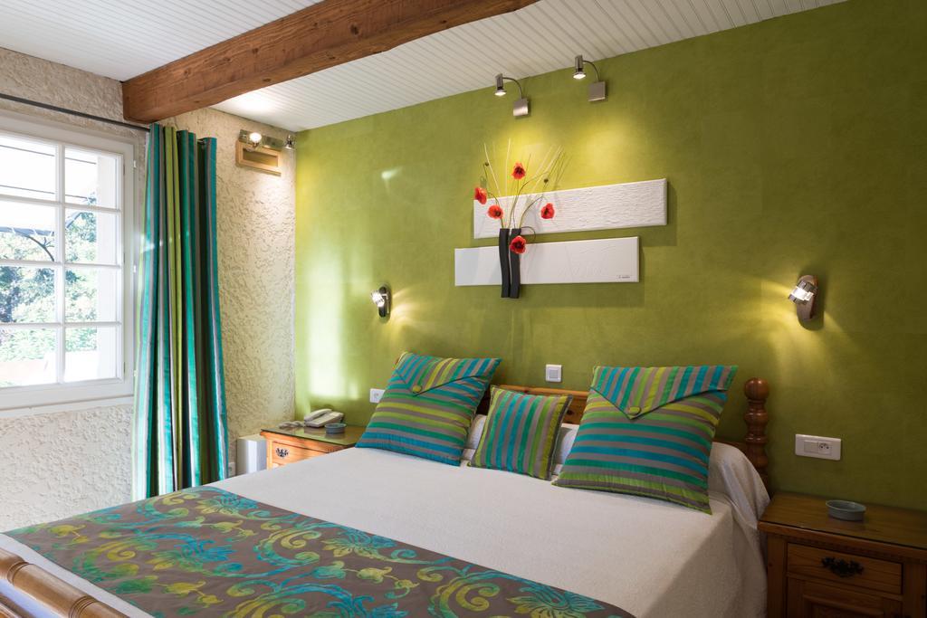 L' Escapade Hotel & Restaurant Le Pradet Dış mekan fotoğraf