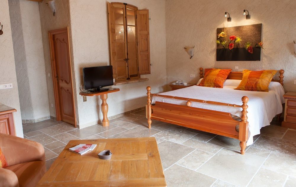 L' Escapade Hotel & Restaurant Le Pradet Dış mekan fotoğraf