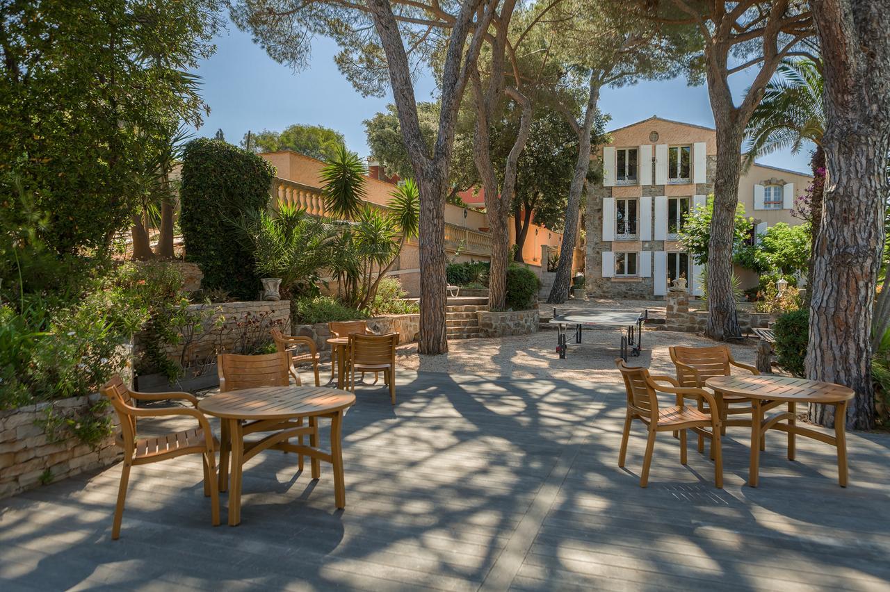 L' Escapade Hotel & Restaurant Le Pradet Dış mekan fotoğraf