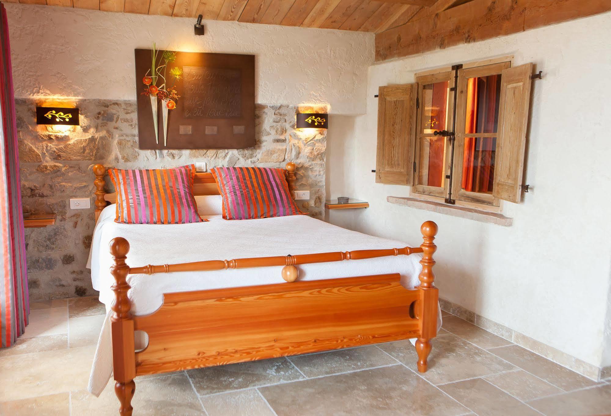 L' Escapade Hotel & Restaurant Le Pradet Dış mekan fotoğraf