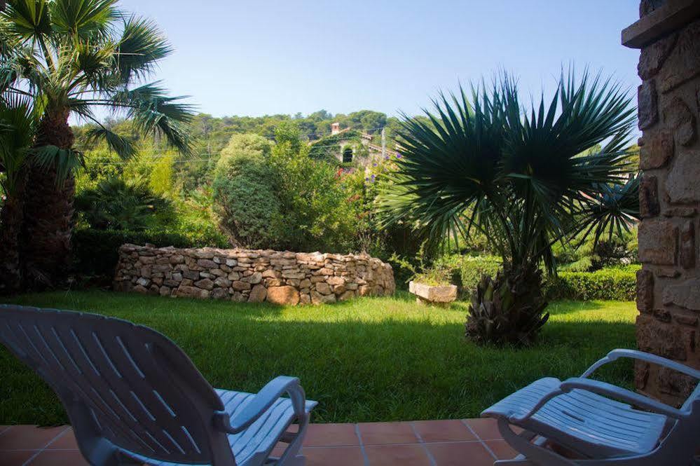 L' Escapade Hotel & Restaurant Le Pradet Dış mekan fotoğraf